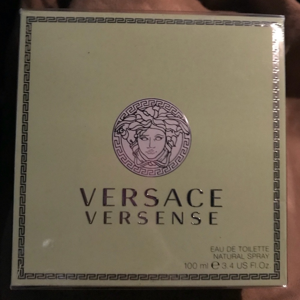 Versace Versase women’s perfume